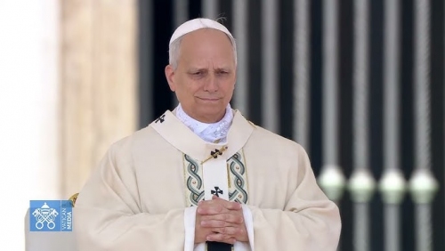 Chút cảm nhận về ngày khai mạc sứ vụ và khẩu hiệu của Đức tân Giáo hoàng Lêô XIV: Có một ngày... thế giới chỉ là một