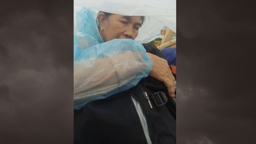 Ai đã nhìn thấy mẹ khóc?