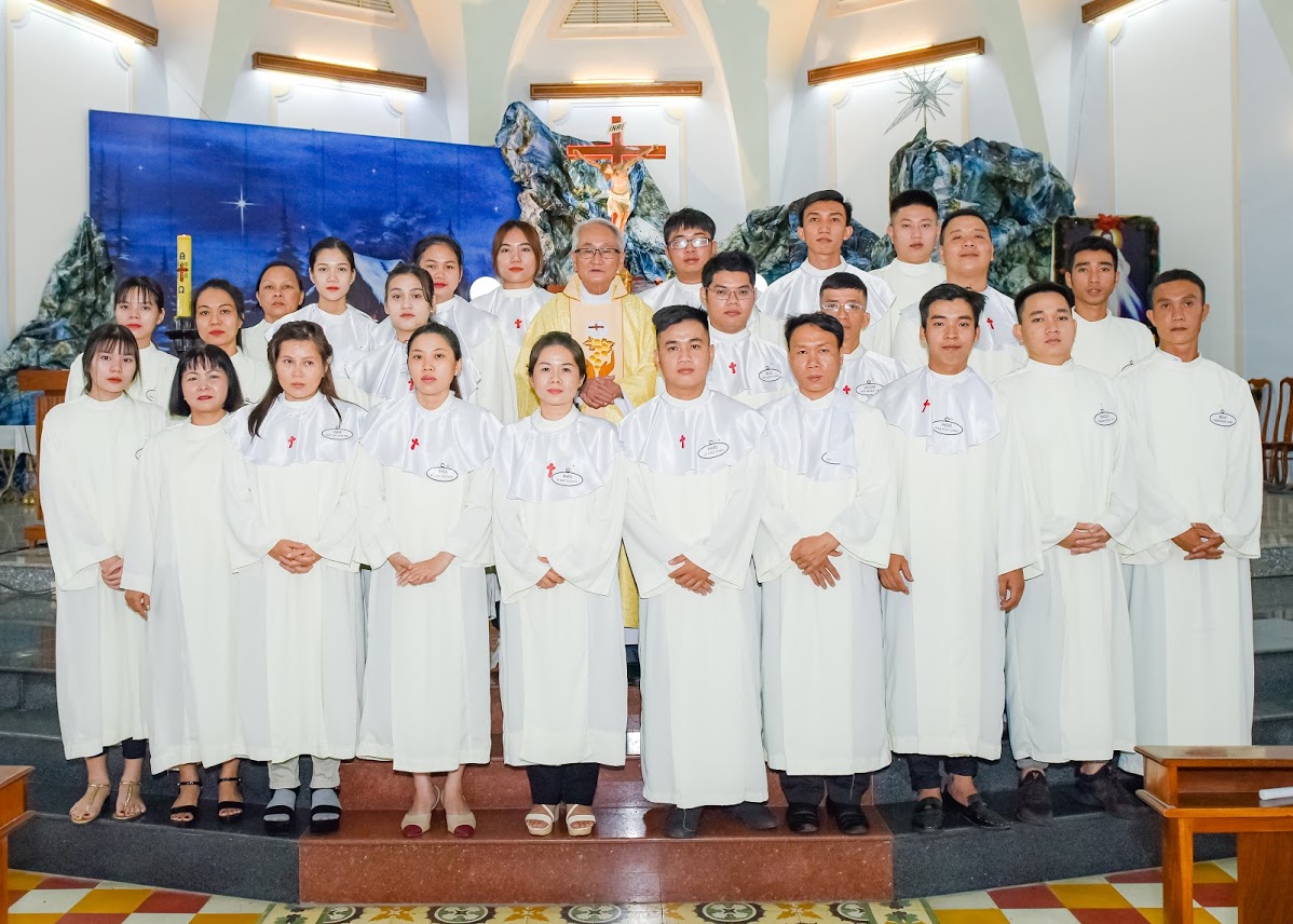 Giáng sinh đến sớm nơi các dự tòng