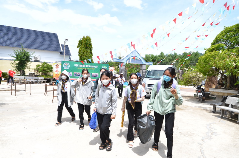 Trại hè liên Giáo xứ tại Giáo xứ Cù Lâm