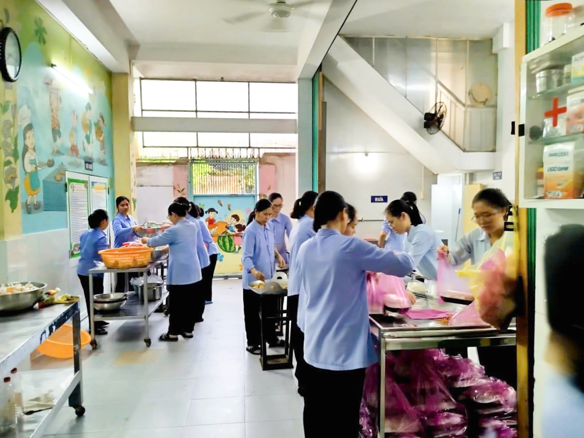 San sẻ yêu thương cho bệnh nhân nghèo