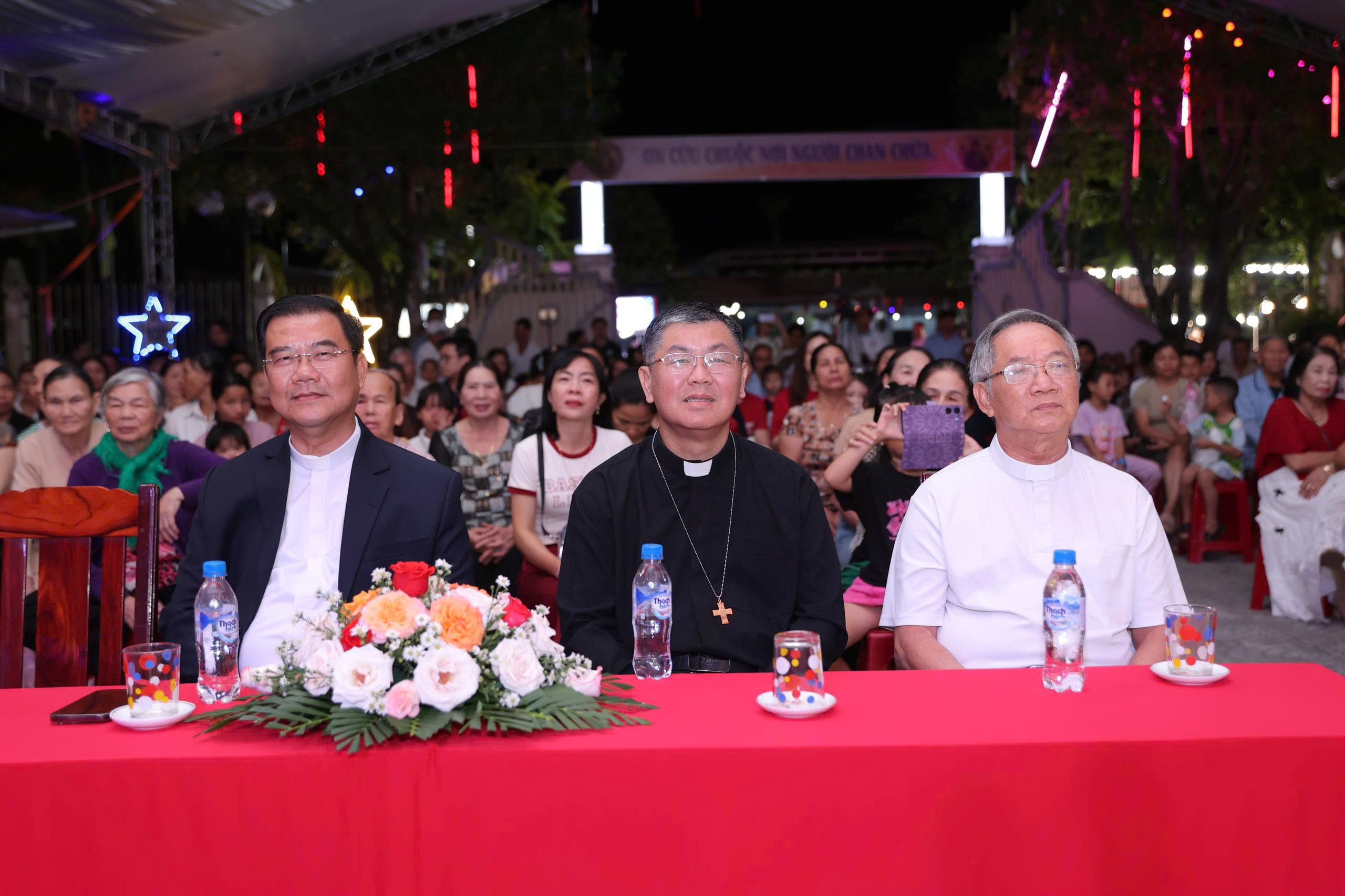 Chương trình ca nguyện và thánh lễ có nghi thức thành lập và bổ nhiệm linh mục chính xứ Giáo xứ Trà Bồng