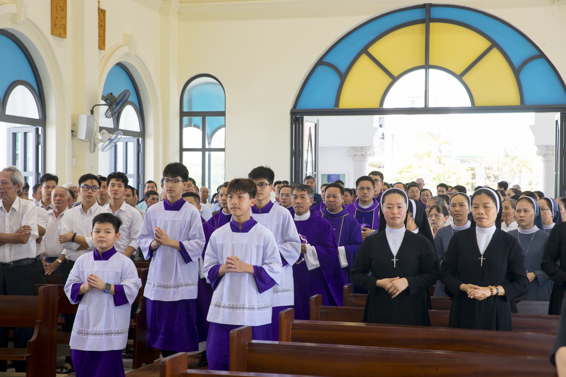 Thánh lễ giỗ giáp năm của cha Anrê Hoàng Minh Tâm tại Nhà thờ Đồng Tiến
