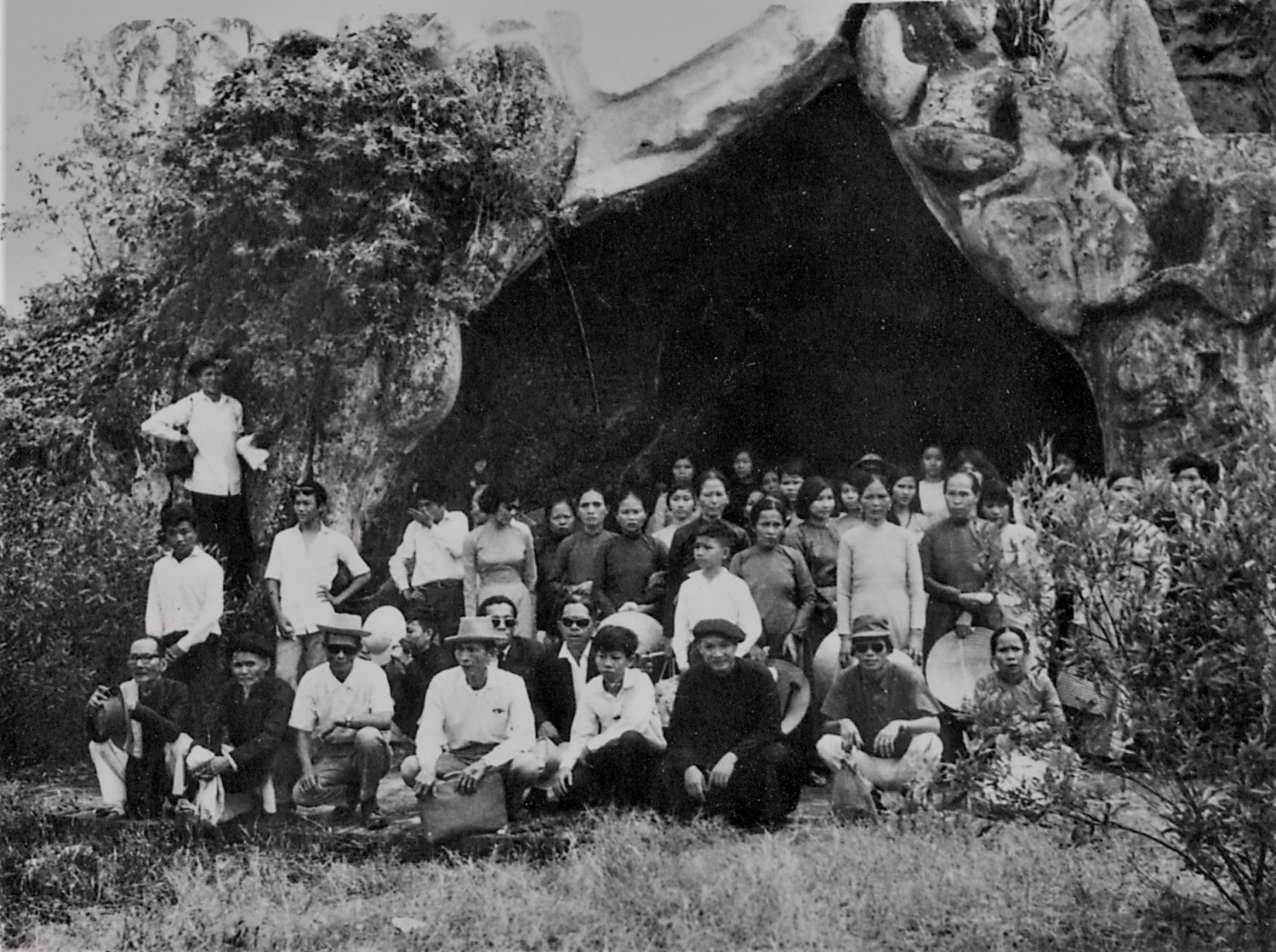 Hang Đá GH