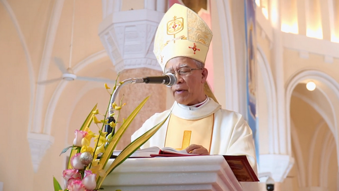 ĐGM Matthêô Nguyễn Văn Khôi